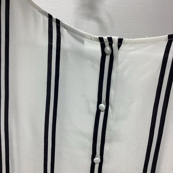 Gap Striped Blouse Rayon Button Back Short Sleeve Black White S NWT - Picture 6 of 12
